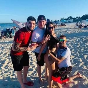 Meet your Posher, Yoely